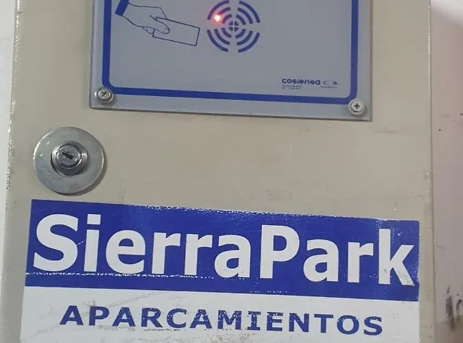 Piso Estadio De Carmenes * グラナダ