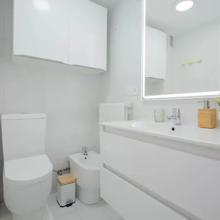 Piso Estadio De Carmenes 아파트 그라나다